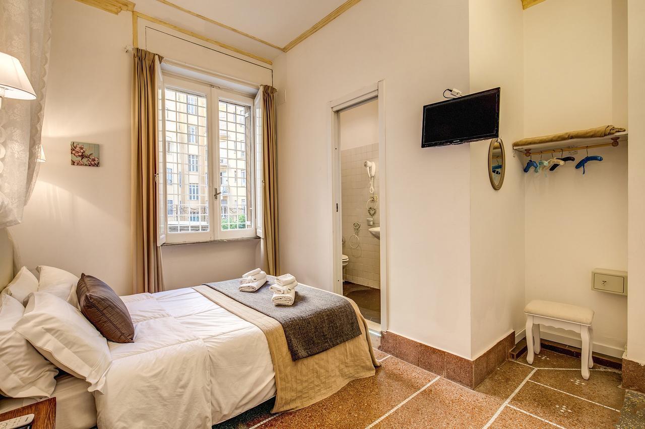 Colosseo Romeo Luaran gambar